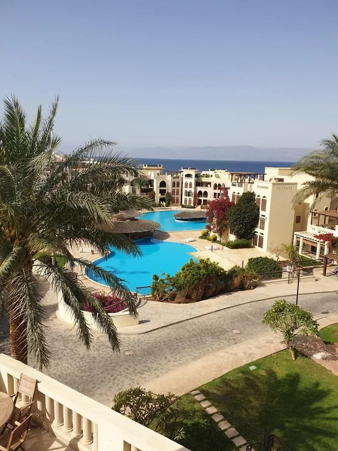 Gorgeous Pool View Apartment - Tala Bay Resort, Aqaba