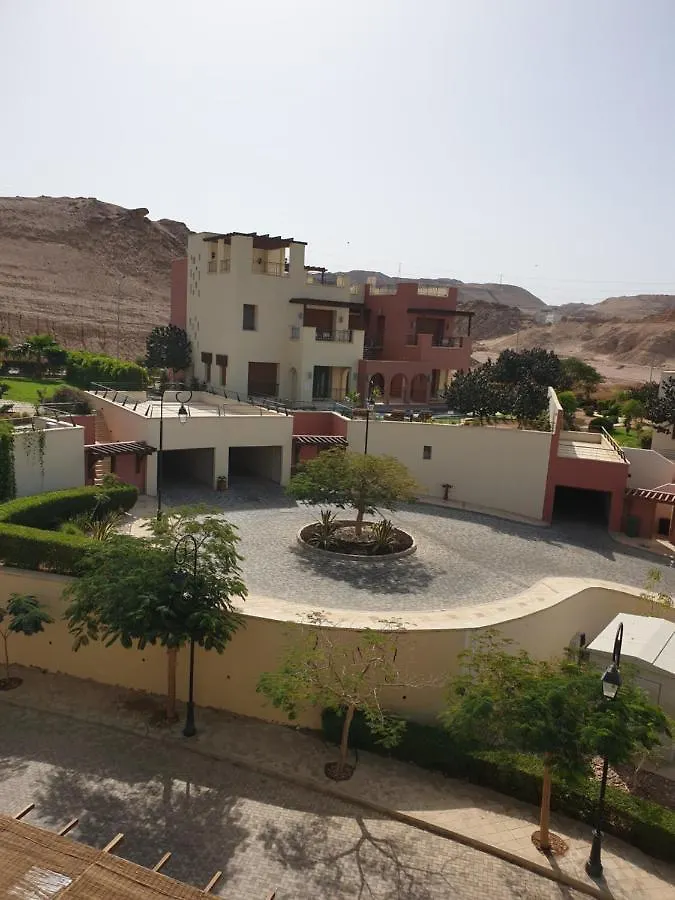Gorgeous Pool View Apartment - Tala Bay Resort, Aqaba 0*,